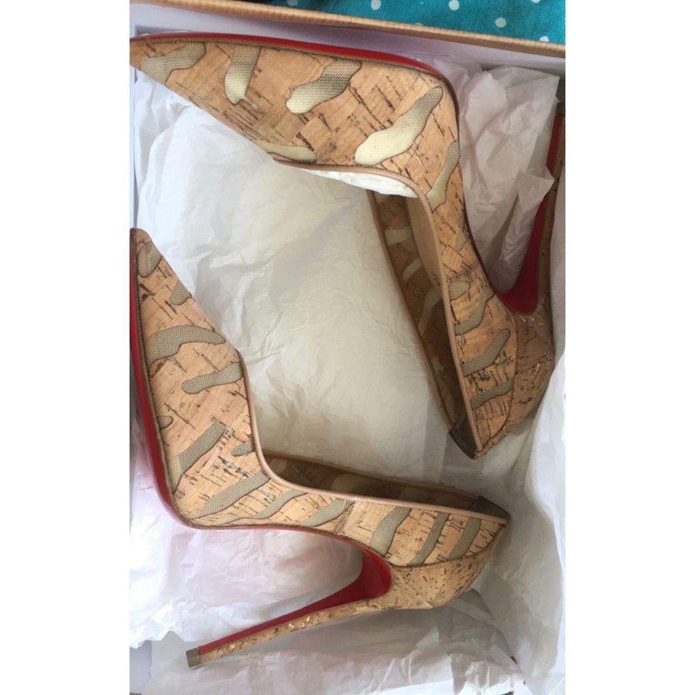 Christian Louboutin /So Kate 120 Cork Devore